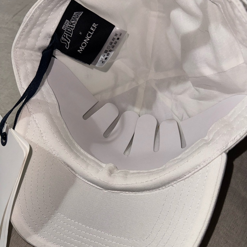 MONCLER Spider-Man White Baseball Hat NWT - Picture 3 of 12